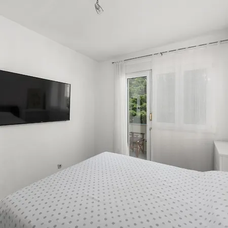 Apartment Premium With Patio