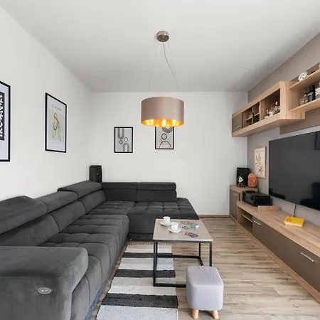 Premium With Patio Apartment *